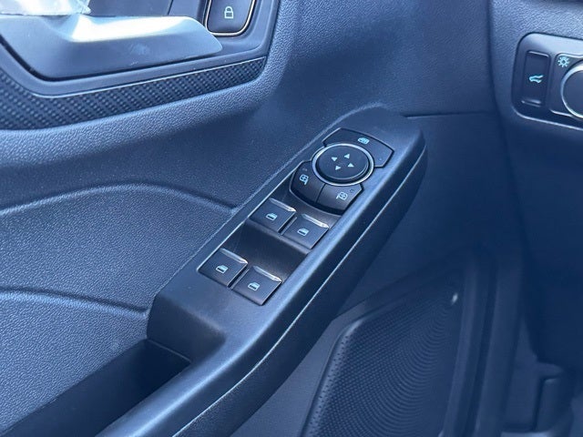 2026 Ford Escape ST-Line w/ Sunroof