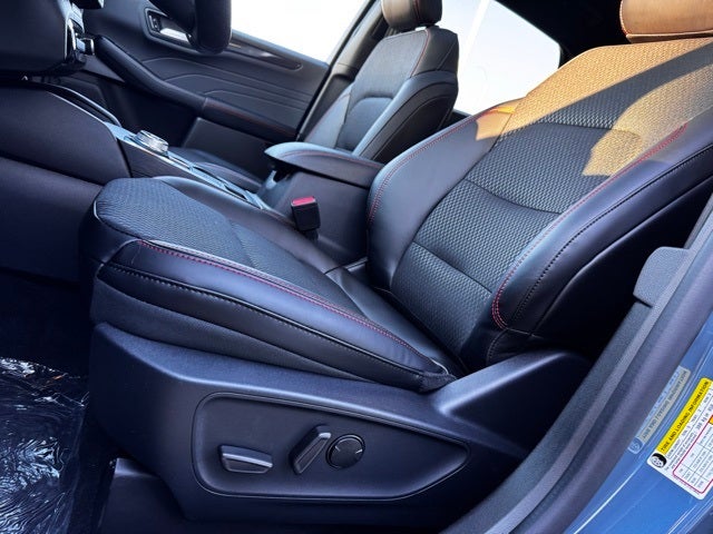 2026 Ford Escape ST-Line w/ Sunroof