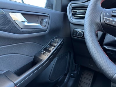 2026 Ford Escape ST-Line w/ Sunroof