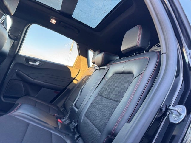 2023 Ford Escape ST-Line w/ Panoramic Moonroof + Adaptive Cruise
