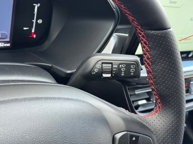 2026 Ford Escape Hybrid ST-Line Select w/Panoramic Moonroof + Adaptive Cruise