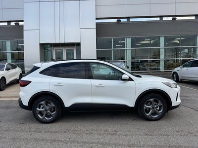 2026 Ford Escape Hybrid ST-Line Select w/Panoramic Moonroof + Adaptive Cruise