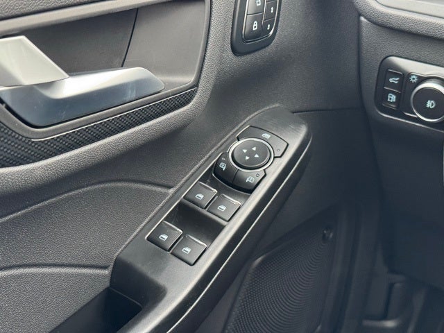 2026 Ford Escape Hybrid ST-Line Select w/ Tech Pkg 2