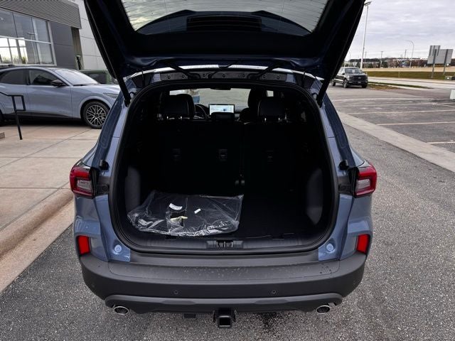 2026 Ford Escape Hybrid ST-Line Select w/Tow Pkg + Adaptive Cruise