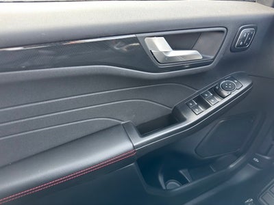 2026 Ford Escape Hybrid ST-Line Select w/ Panoramic SunRoof