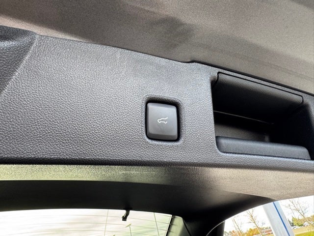 2026 Ford Escape Hybrid ST-Line Select w/ Panoramic SunRoof