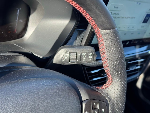 2026 Ford Escape Hybrid ST-Line Select w/Panoramic Moonroof + Adaptive Cruise