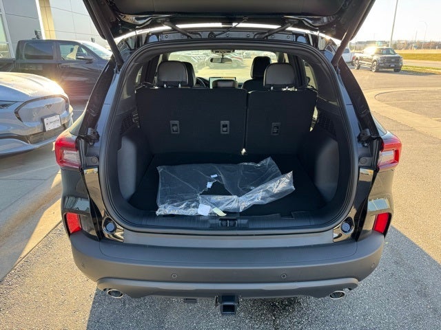 2026 Ford Escape Hybrid ST-Line Select w/Panoramic Moonroof + Adaptive Cruise