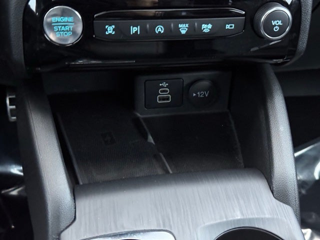 2024 Ford Escape ST-Line Elite w/ Panoramic Moonroof + Head-Up Display