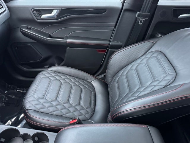 2024 Ford Escape ST-Line Elite w/ Panoramic Moonroof + Head-Up Display