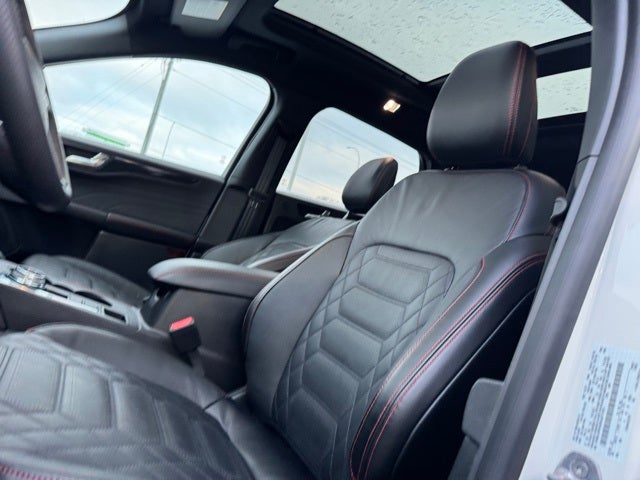 2024 Ford Escape ST-Line Elite w/ Panoramic Moonroof + Head-Up Display