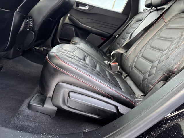 2023 Ford Escape Hybrid ST-Line Elite w/ Panoramic Moonroof + Head-Up Display