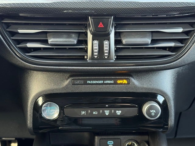 2023 Ford Escape Hybrid ST-Line Elite w/ Panoramic Moonroof + Head-Up Display