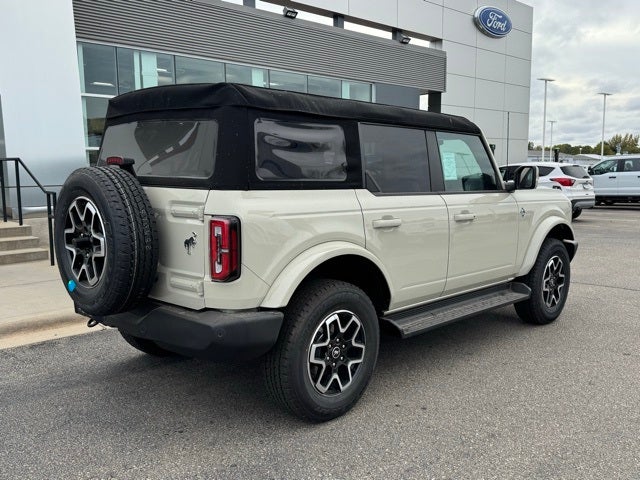 2025 Ford Bronco Outer Banks w/Heated Steering Wheel + 360 Camera
