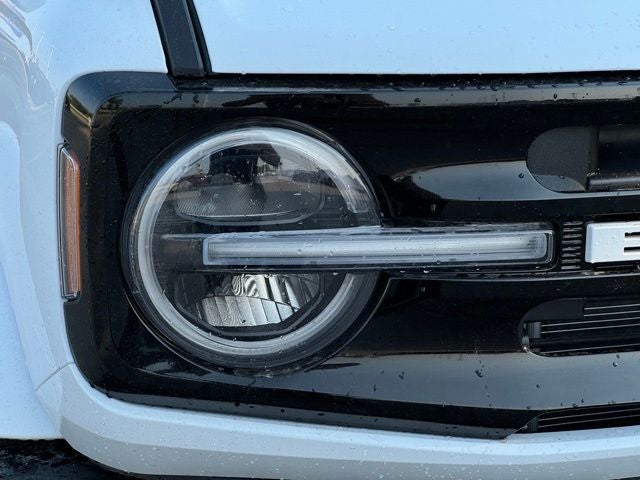 2026 Ford Bronco Outer Banks w/Sinister Bronze Pkg