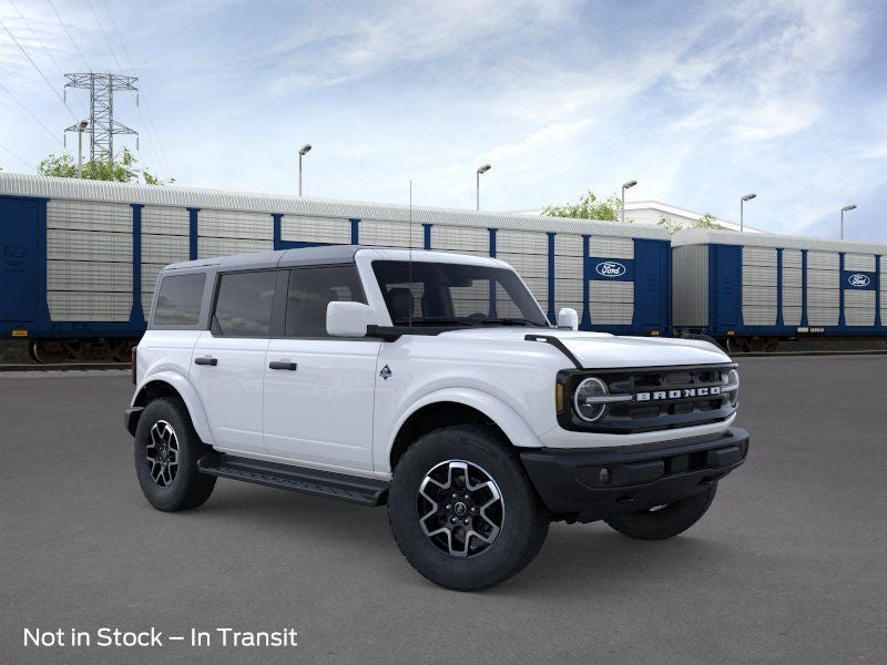 2026 Ford Bronco Outer Banks w/Hard Top