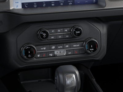2026 Ford Bronco Outer Banks w/Heated Steering Wheel + Adaptive Cruise
