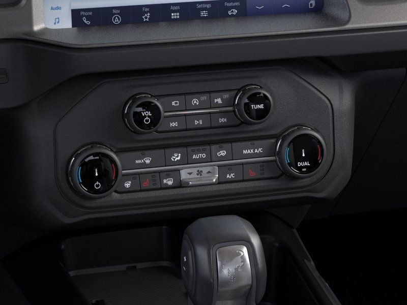 2026 Ford Bronco Outer Banks w/Heated Steering Wheel + Adaptive Cruise