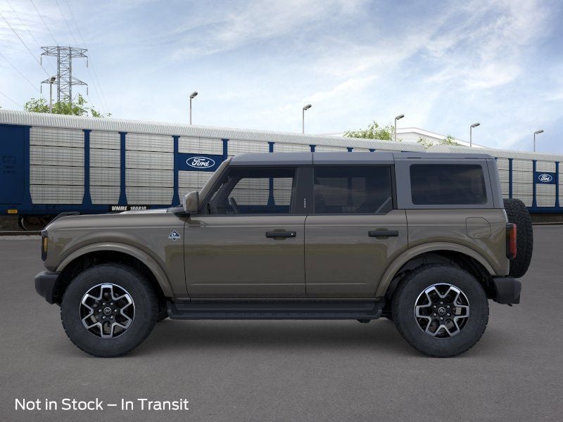 2026 Ford Bronco Outer Banks w/Heated Steering Wheel + Adaptive Cruise