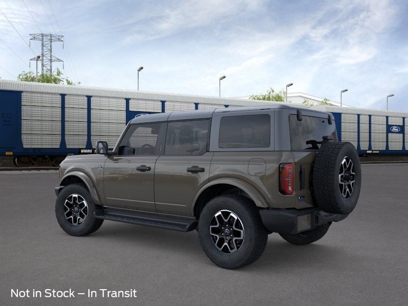 2026 Ford Bronco Outer Banks w/Heated Steering Wheel + Adaptive Cruise