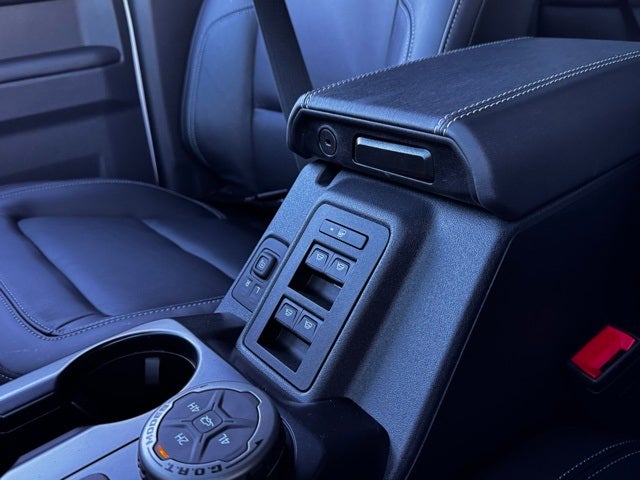 2025 Ford Bronco Outer Banks w/360 Camera + Hard Top