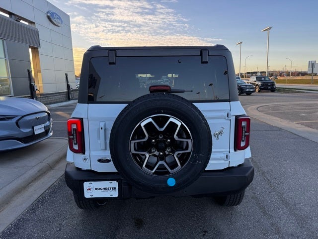2025 Ford Bronco Outer Banks w/360 Camera + Hard Top