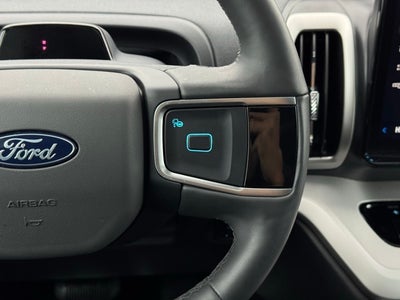 2025 Ford Expedition Max Active w/ Panoramic Moonroof + 8 Passenger Seating (2nd R