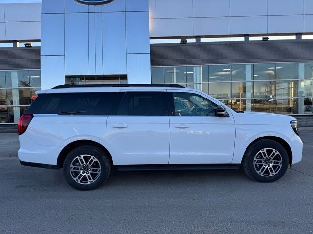 2025 Ford Expedition Max Active w/ Panoramic Moonroof + 8 Passenger Seating (2nd R