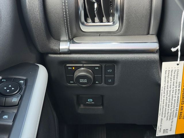 2027 Ford Expedition Max Platinum w/Ultimate Pkg + Drivers Pkg