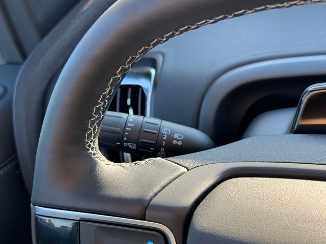 2027 Ford Expedition Max Platinum w/Ultimate Pkg + Panoramic Vista Roof