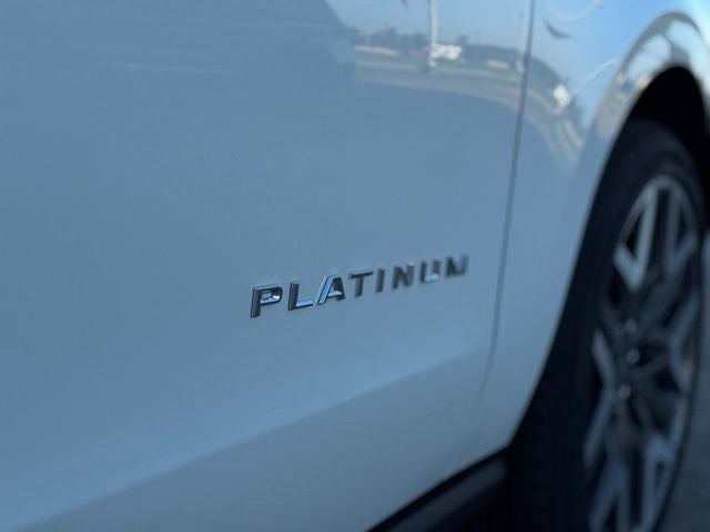 2027 Ford Expedition Max Platinum w/Ultimate Pkg + Panoramic Vista Roof