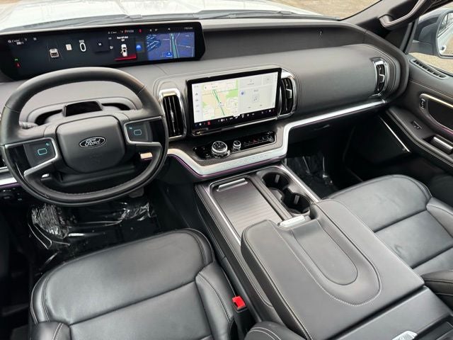 2025 Ford Expedition Max Platinum w/ Stealth Performance Package + 7 Passenger Seati