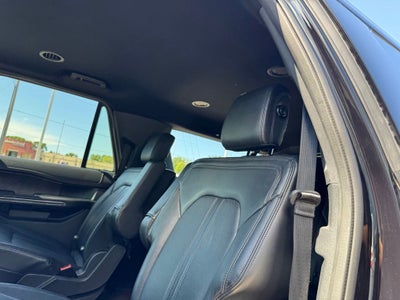 2020 Ford Expedition Max Limited w/Heavy Duty Tow Pkg
