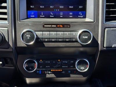 2020 Ford Expedition Max Limited w/Heavy Duty Tow Pkg