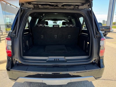 2020 Ford Expedition Max Limited w/Heavy Duty Tow Pkg