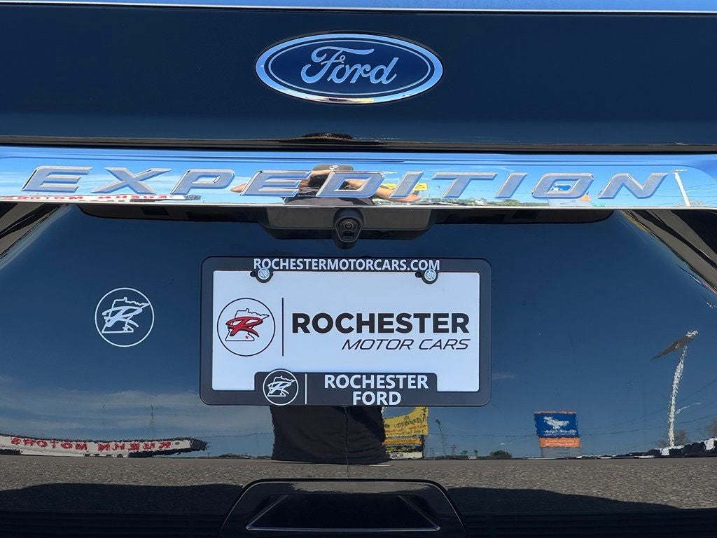 2020 Ford Expedition Max Limited w/Heavy Duty Tow Pkg