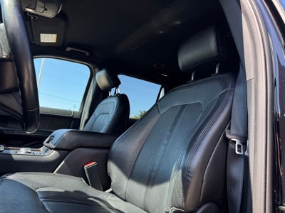2020 Ford Expedition Max Limited w/Heavy Duty Tow Pkg