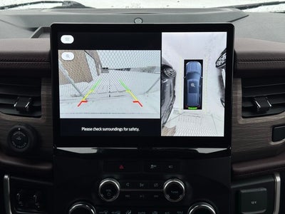 2022 Ford Expedition Max Limited w/ Panoramic Moonroof + HD Tow Package