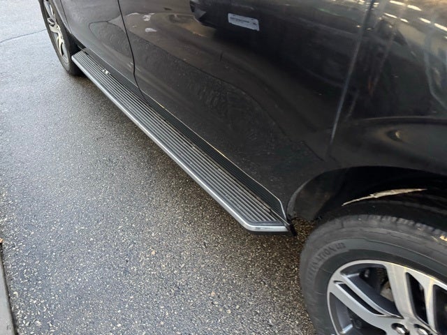 2022 Ford Expedition Max Limited w/ Panoramic Moonroof + HD Tow Package