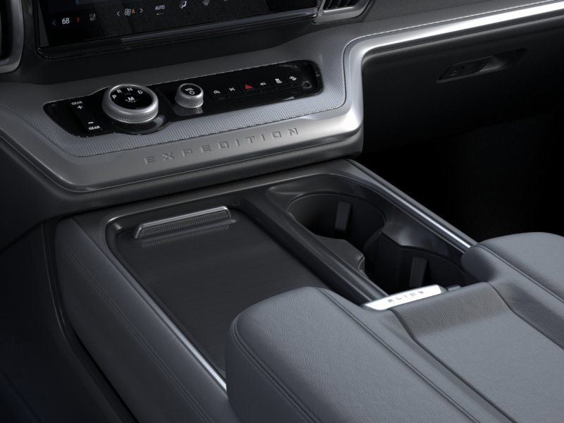 2026 Ford Expedition Active w/Panoramic Vista Roof