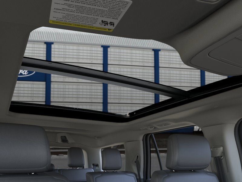 2026 Ford Expedition Active w/Panoramic Vista Roof