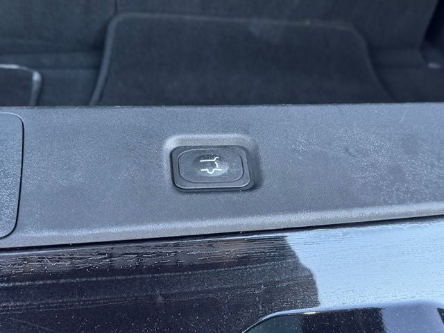 2025 Ford Expedition Active w/ Panoramic Moonroof + 2nd Row Bucket Seats