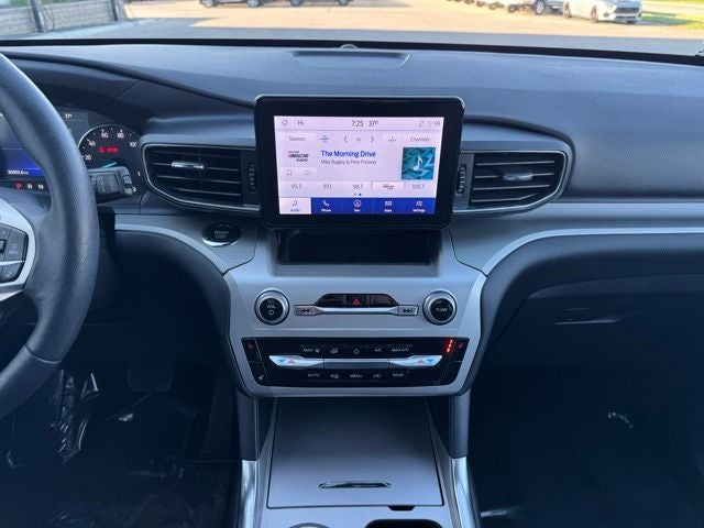 Used 2022 Ford Explorer XLT with VIN 1FMSK8DH1NGC10974 for sale in Rochester, Minnesota