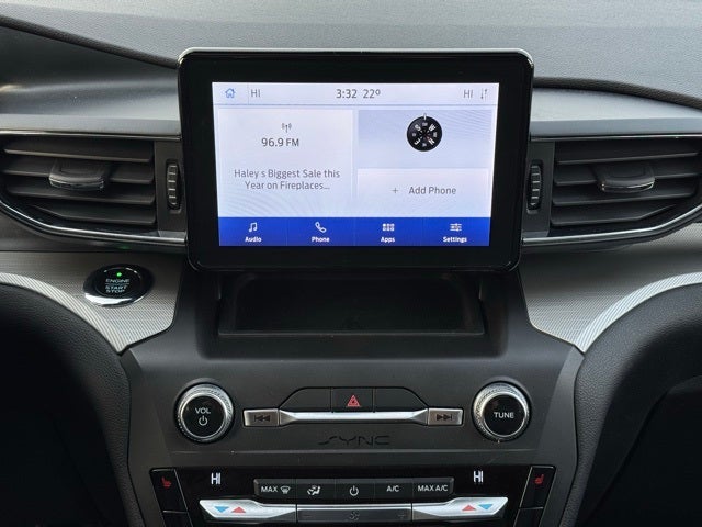 2020 Ford Explorer XLT w/ Twin Panel Moonroof + Heated Steering Wheel