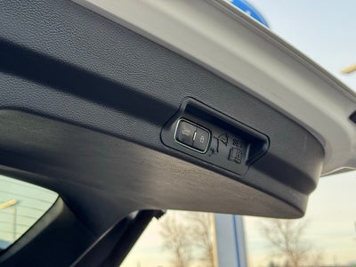 2020 Ford Explorer XLT w/ Twin Panel Moonroof + Heated Steering Wheel