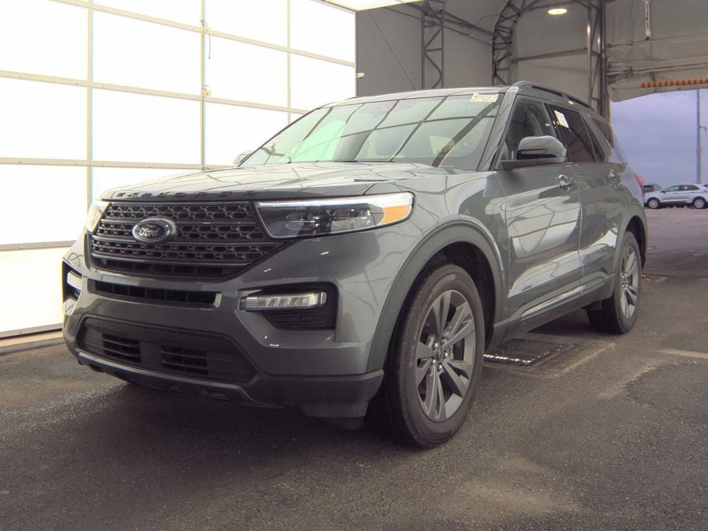 Used 2024 Ford Explorer XLT with VIN 1FMSK8DH4RGA16817 for sale in Rochester, Minnesota