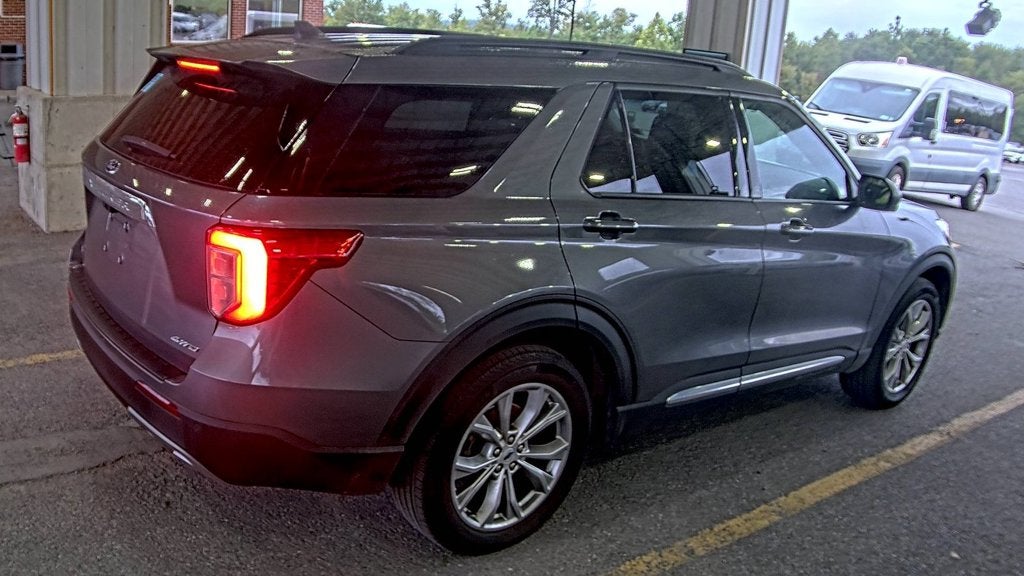 2023 Ford Explorer XLT w/Twin Panel Roof + Adaptive Cruise