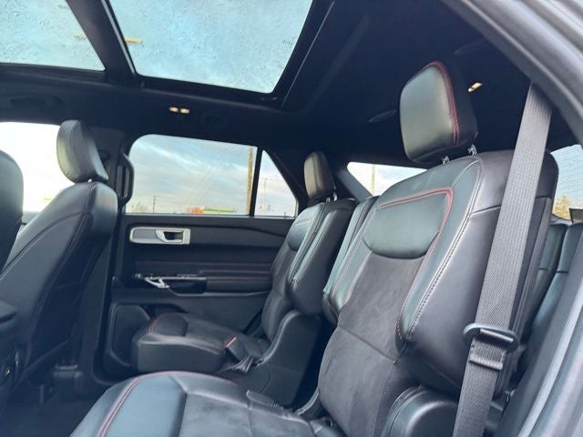 2022 Ford Explorer ST-Line w/ Twin Panel Moonroof + Trailer Tow Package