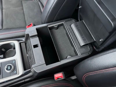 2022 Ford Explorer ST-Line w/ Twin Panel Moonroof + Trailer Tow Package