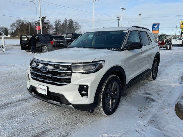 2026 Ford Explorer Active w/Heated Steering Wheel + 20" Wheels